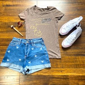 Small brown Abercrombie Tee